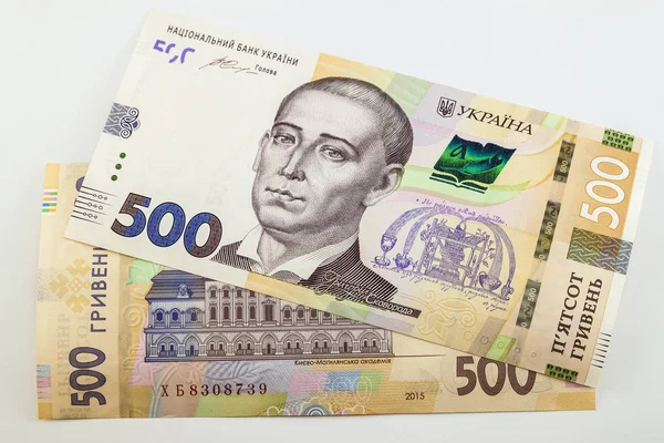 Ivano-Frankivsk, Ucrania 27 de septiembre de 2017: Nuevo 500 UAH (Ukrai — Foto de Stock