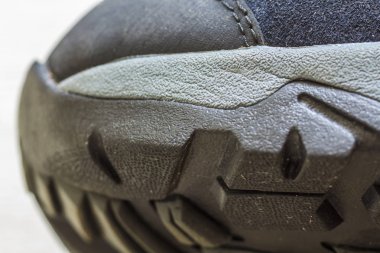 Yeni moda dağ çizmelerinin detaylı görüntüsü..