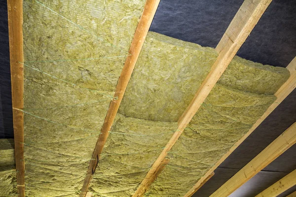 Thermal insulation mineral rock wool installation at the new bui — Stock Photo, Image