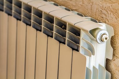 Beyaz metal radyatör yeni yenilenmiş iç Isıtma