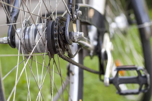 自転車部品。チェーン セレクティブ フォーカス クローズ アップ — ストック写真