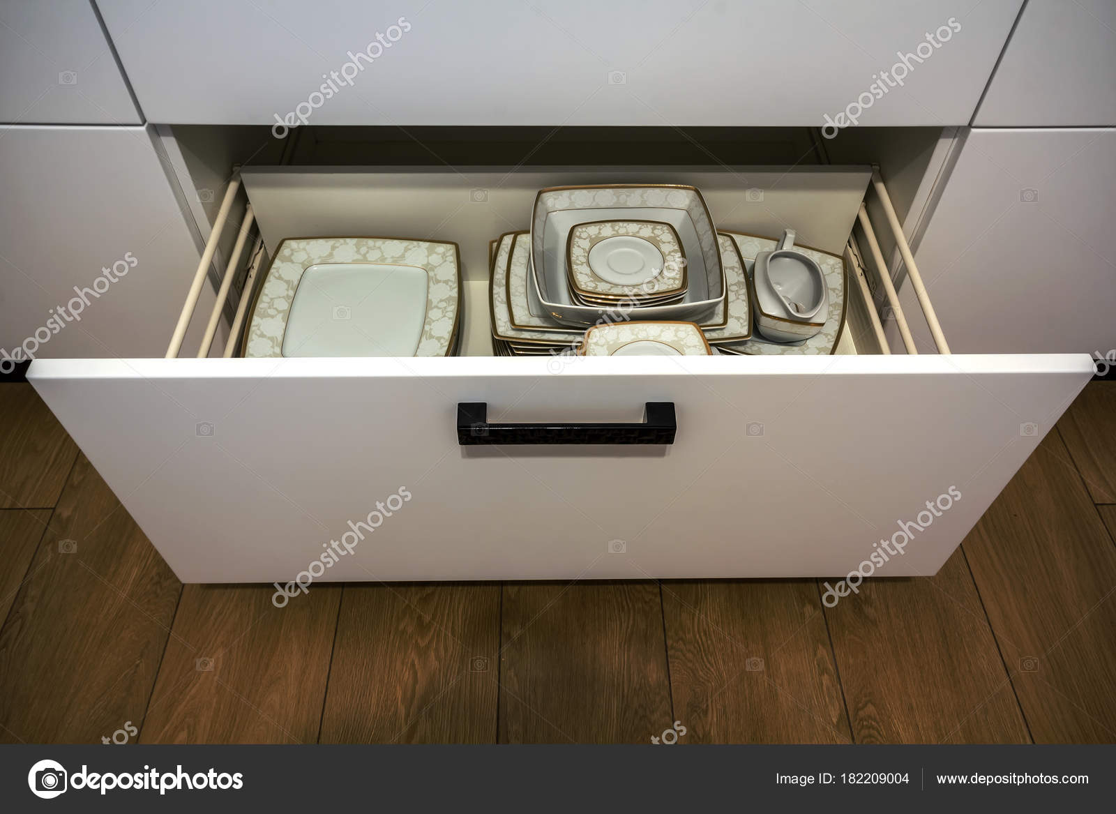 Open Kitchen Drawer Plates Smart Solution Kitchen Storage Organizing