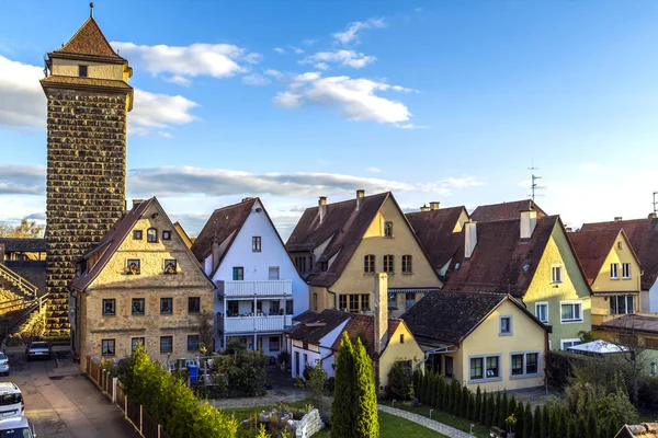 Casas antiguas en Rothenburg ob der Tauber, pintoresca ciudad medieval — Foto de Stock