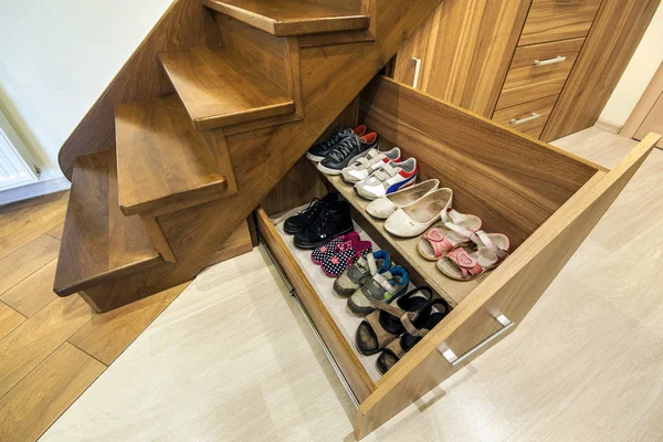 Modern mimarlık iç lüks koridor ile parlak wo ile