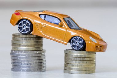 Yeni parlak parlak sarı lüks yakın çekim fotoğraf için pahalı