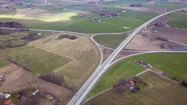 Vue Aérienne Haut Vers Bas Intersection Autoroute Avec Les Voitures — Video