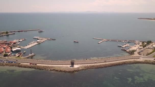 Luchtfoto Van Oude Stad Nessebar Gelegen Aan Zwarte Zee Kust — Stockvideo