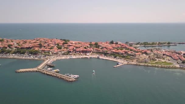 Αεροφωτογραφία Της Αρχαίας Πόλης Nessebar Που Βρίσκεται Κοντά Στις Ακτές — Αρχείο Βίντεο