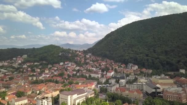 Vista Aérea Ciudad Brasov Ciudad Medieval Situada Transilvania Rumania Antigua — Vídeos de Stock