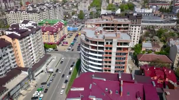 Luchtfoto Van Een Grote Stad Met Hoge Woongebouwen Aanbouw — Stockvideo