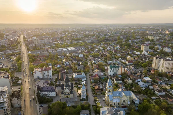 Vista aérea del área urbana en la ciudad de Ivano-Frankivsk, Ucrania . — Foto de Stock
