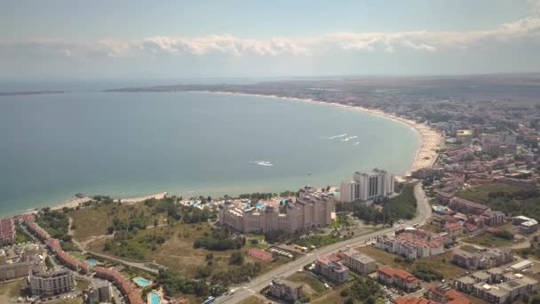 Vista Aérea Ciudad Sunny Beach Que Encuentra Orilla Del Mar — Vídeo de stock