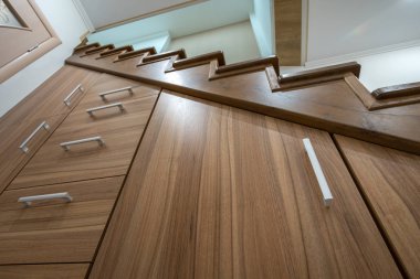 Modern mimarlık iç lüks koridor ile parlak ile woo