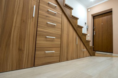 Modern mimarlık iç lüks koridor ile parlak ile woo
