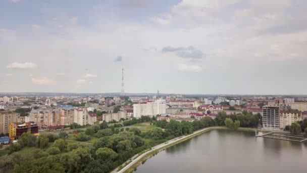 Вид Сверху Город Ивано Франковск Украина Высокие Здания Отраженные Городской — стоковое видео