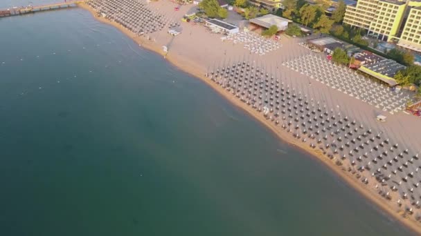 Luchtfoto Van Sunny Beach Stad Die Gelegen Aan Zwarte Zee — Stockvideo