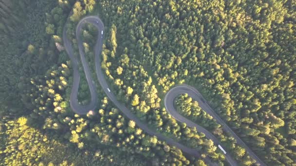 Aerial View Winding Road Mowing Cars Trucks High Mountain Pass — Stock Video