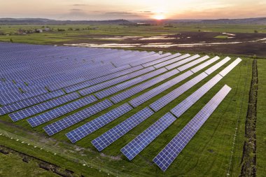Mavi güneş fotoğraf voltaik paneller sistemi üreten yenilenebilir temiz