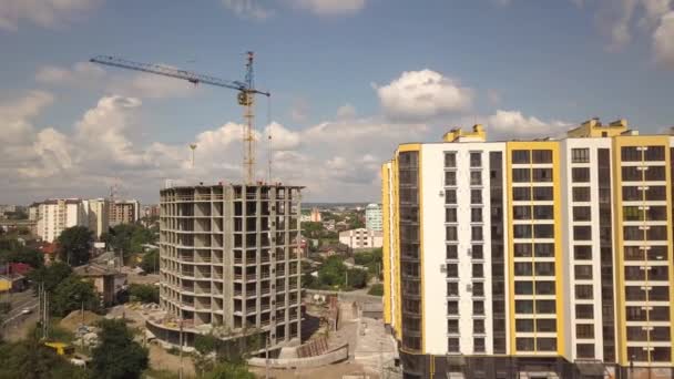 Flygfoto Betong Ram Hög Lägenhet Byggnad Uppbyggnad Stad — Stockvideo