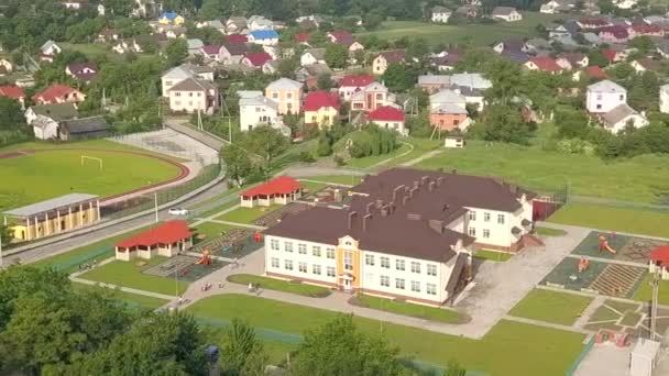Letecký Pohled Novou Budovu Preschoolu Rezidenční Oblasti — Stock video