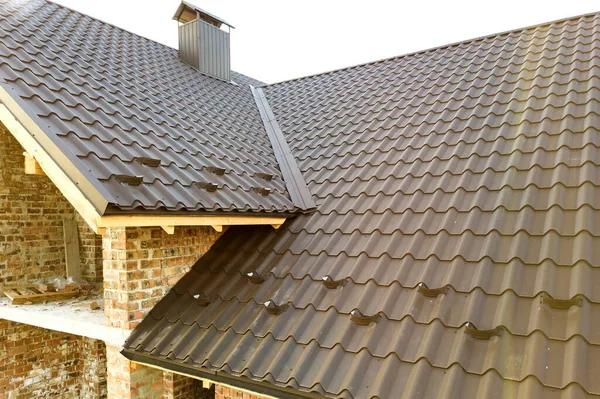 Close New House Roof Structure Covered Metal Tile Sheets — Stock Photo, Image