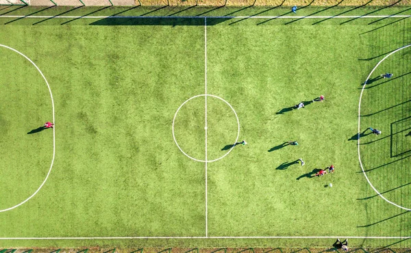 Vista Aérea Cima Para Baixo Campo Esportes Futebol Verde Jogadores — Fotografia de Stock