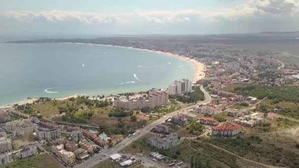 Vista Aérea Ciudad Sunny Beach Que Encuentra Orilla Del Mar — Vídeos de Stock