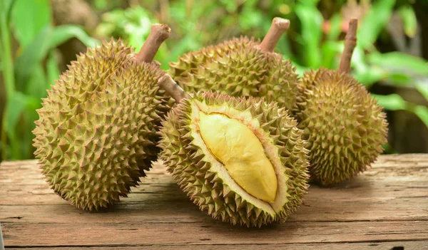 Durian świeżych owoców — Zdjęcie stockowe