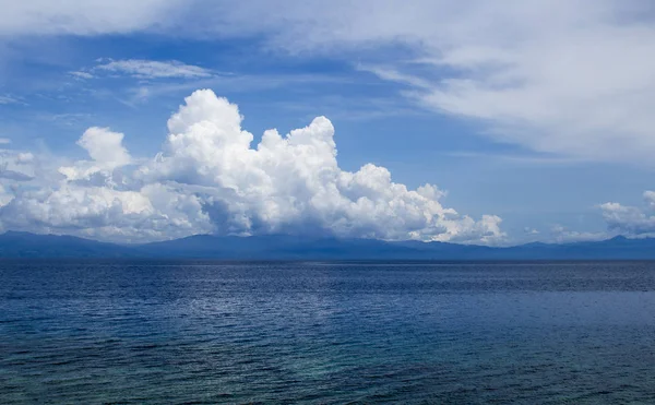 Panorama Mare Con Nuvole Mare Nuvoloso Tropicale Mare Foto Minimale — Foto Stock