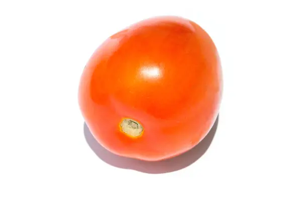 Einzelne Rote Tomate Auf Weißem Hintergrund Frische Rote Tomaten Nahaufnahme — Stockfoto