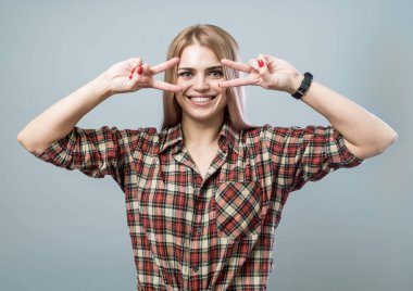 Zafer ile şirin kız