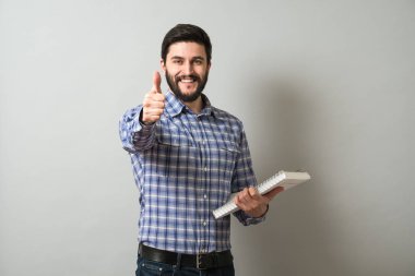 Adam ders kitabı ile