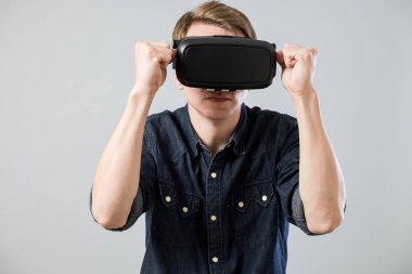 Sanal gerçeklikteki adam