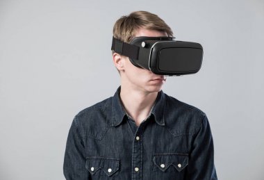 Sanal gerçeklikteki adam