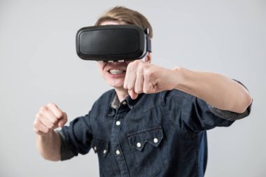 Sanal gerçeklikteki adam