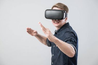 Sanal gerçeklikteki adam