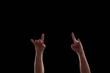 Rock konseri ellerde 