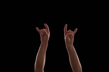 Rock konseri ellerde 