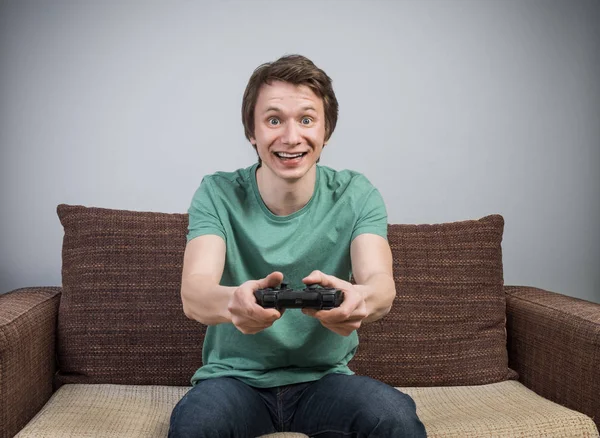 Gute Laune auf der Couch — Stockfoto