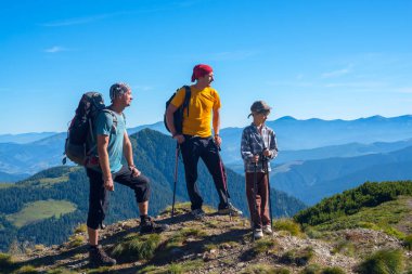 Arkadaş - erkek ve çocuk üst sırt çantaları geri kalanı ile