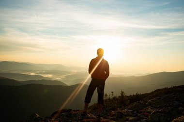 Dağların Panoraması hayran maceracı