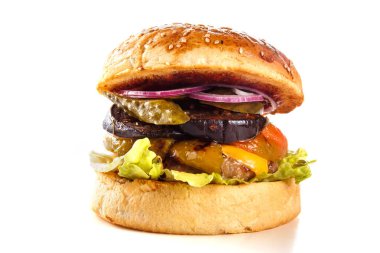 Beyaz arka planda hamburger yakın plan