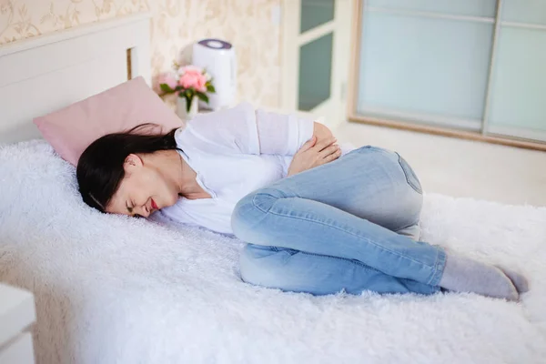 Woman Home Bed Suffering Abdominal Pain Menstruation — Stock Photo, Image