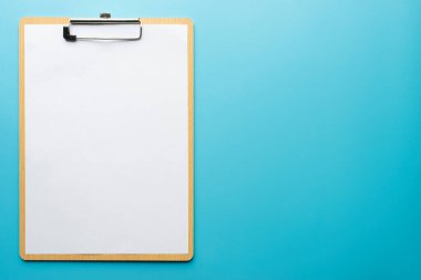 Metin için mavi arkaplan kopyalama alanı olan pano.