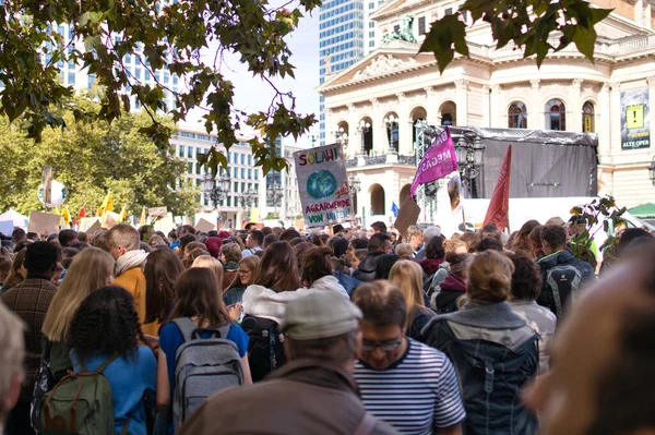 Francfort, Allemagne, le 20 septembre 2019 - Participants à la manifestation Vendredi pour l'avenir — Photo