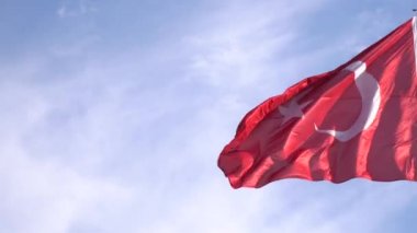 Türk bayrağı sallayarak Bodrum - Türkiye