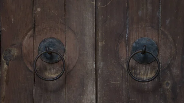 Eski kapı tokmakları, Antik şehir, Aspendos, Antalya - Türkiye