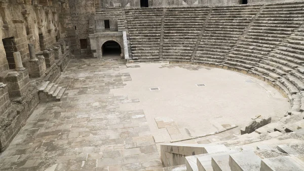 Algemeen beeld van de historische oude amfitheater van de oude stad van Aspendos in Antalya-Turkije Rechtenvrije Stockafbeeldingen