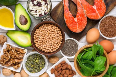 Gıda omega 3 yağ asidi ve sağlıklı yağlar açısından zengin. Sağlıklı beslenme beslenme kavramı