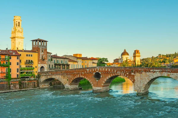 Visa Tom Bro Ponte Pietra Med Ingen Verona Veneto Italien — Stockfoto